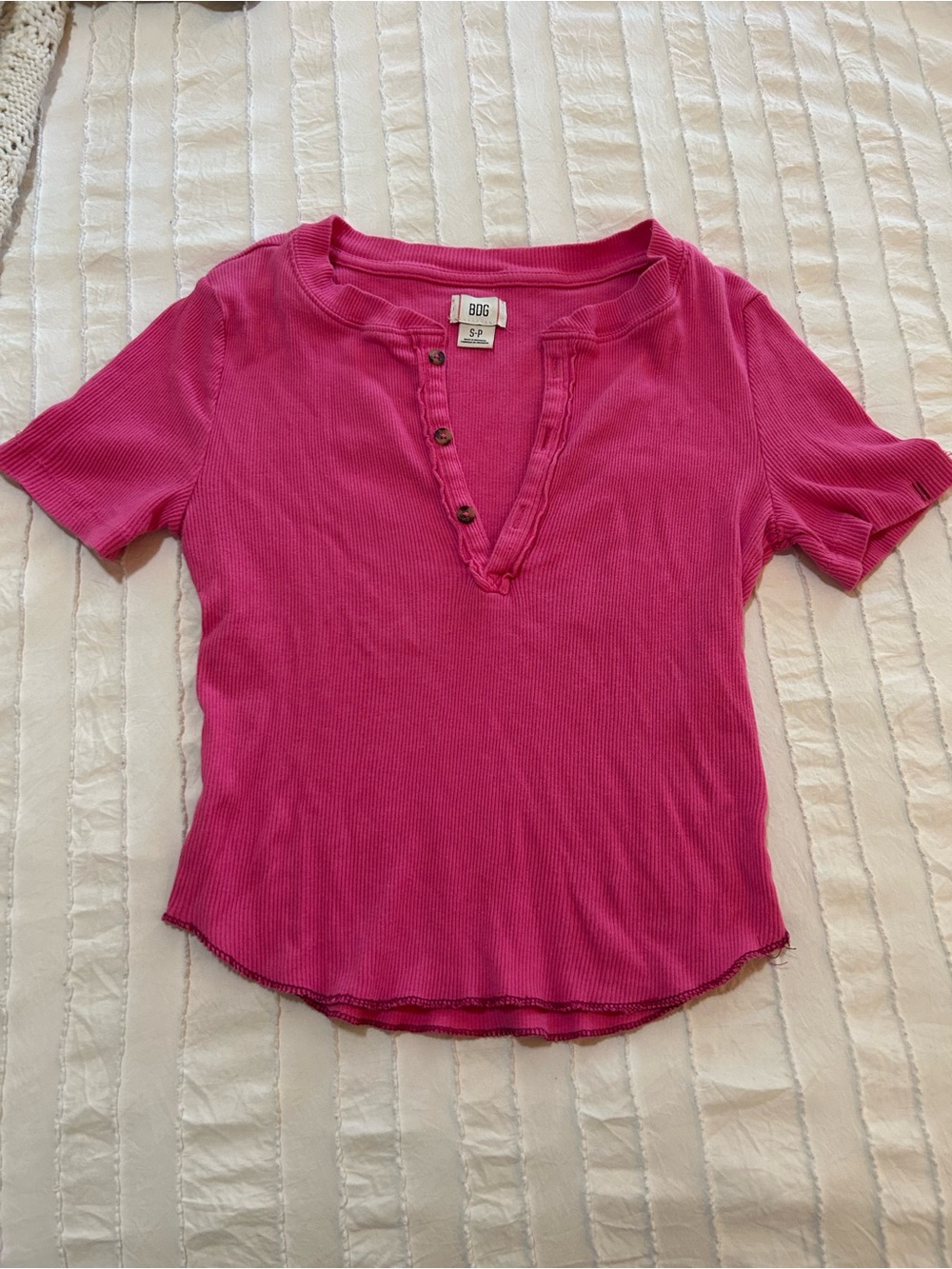 BDG Fuchsia Pink Ribbed Henley Short Sleeve Top